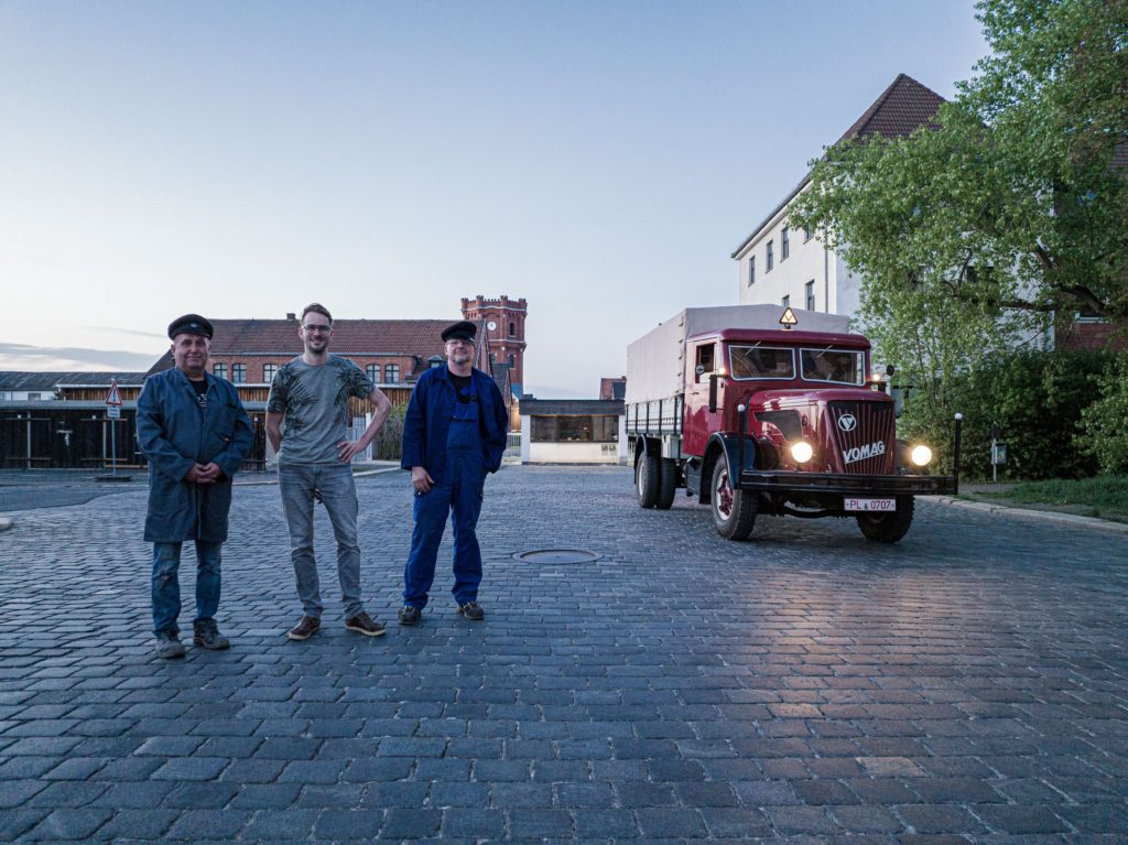 Die VOMAG-Freunde präsentieren ihren wieder aufgebauten VOMAG Lastwagen